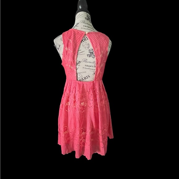 FREE PEOPLE CORAL LACE SUNDRESS - SZ 2 - EUC - Picture 2 of 8
